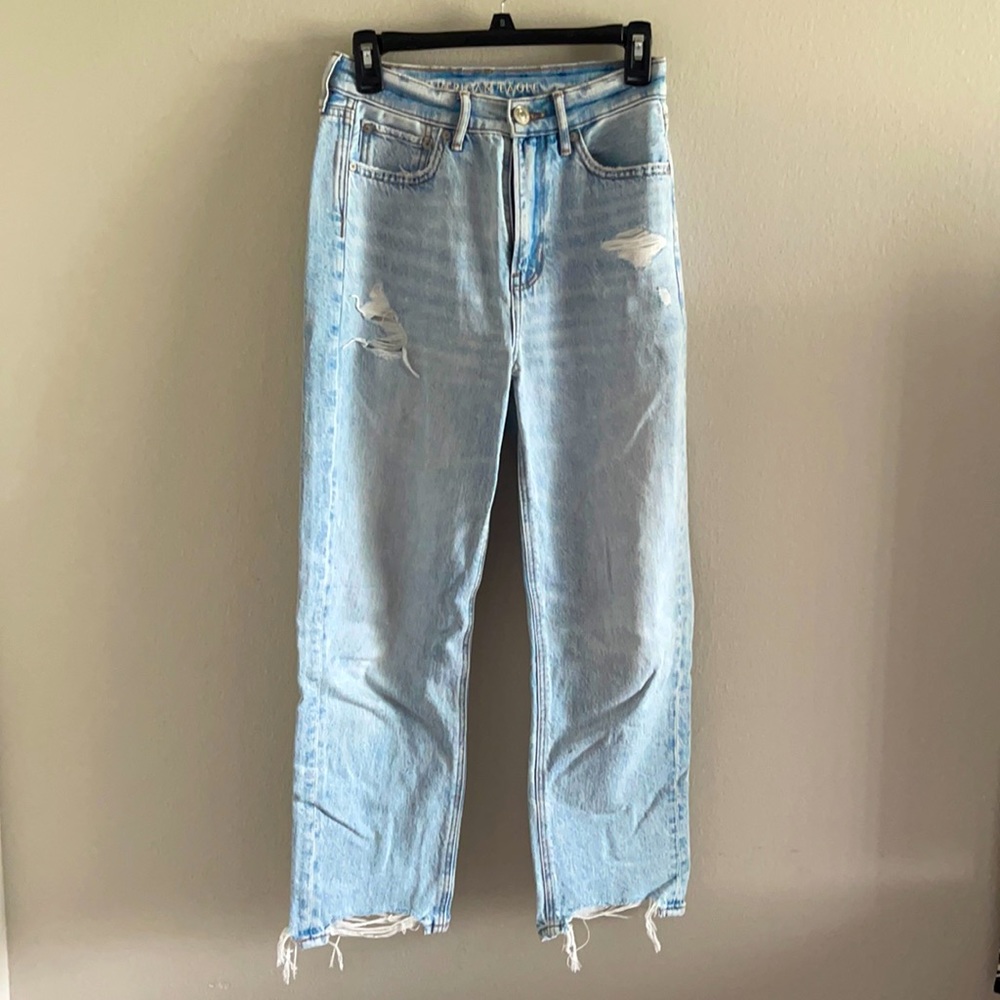 American Eagle Mom Jeans